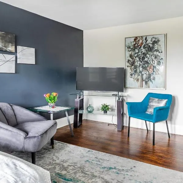 Prime Studio Near Gore Park & GO Station with Parking, hotel en Hamilton