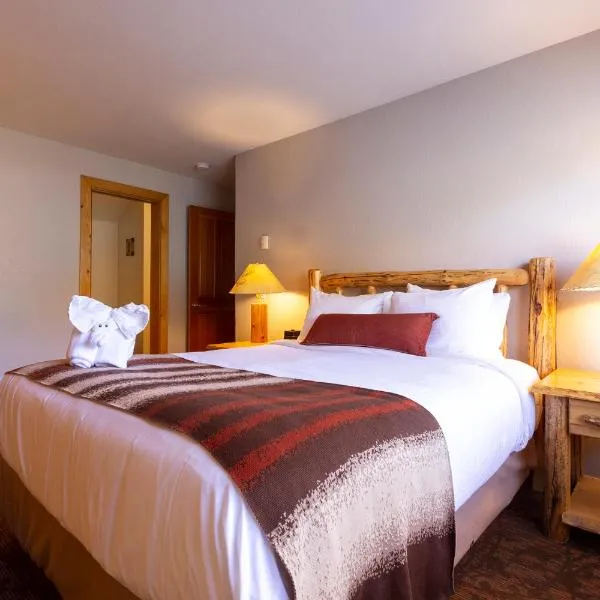 Red Wolf Lodge at Olympic Valley: Alpine Meadows şehrinde bir otel