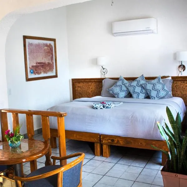 Buena Vista Oceanfront & Hot Springs Resort、Buenavistaのホテル