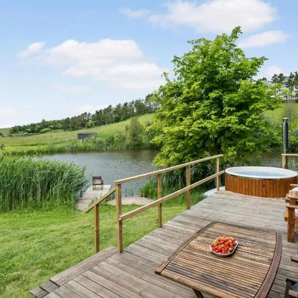 Lovely Home In Ugerløse With Kitchen, hotel in Ugerløse