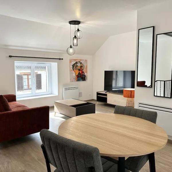 L'IMPASSE, T2 neuf et bien équipé, plein coeur de Maincy, hotel em Maincy