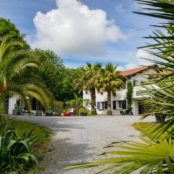 Erreka Txikia – hotel w mieście Urrugne