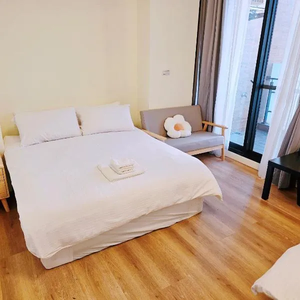 花旅民宿-電梯獨立衛浴, hotel v destinaci Tchaj-nan