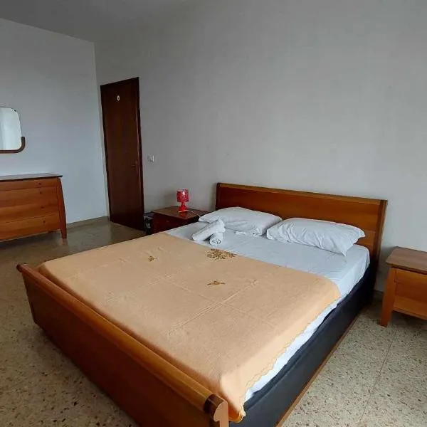 # Punto FM 4#, hotel v destinaci Campalto