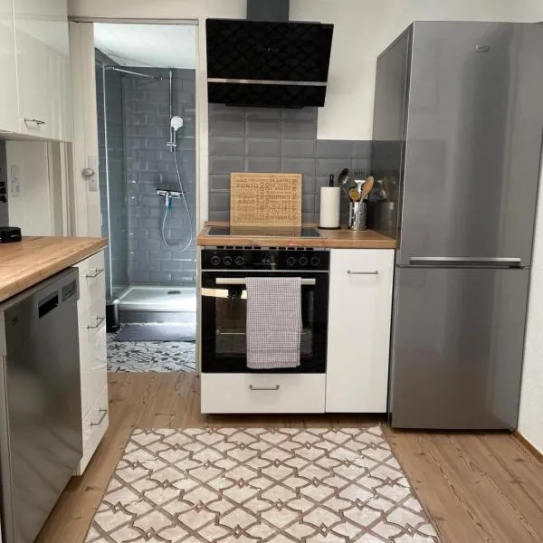 Charmante Wohnung in Burgnähe，位于Untergruppenbach的酒店