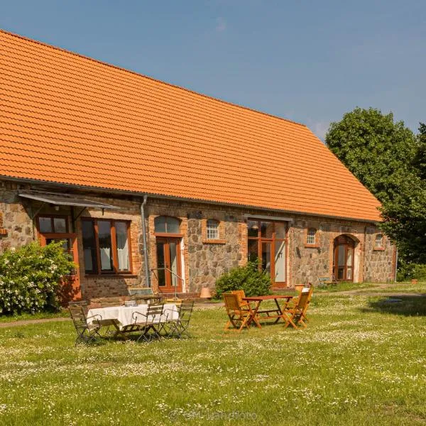 Ferienwohnungen Hof Luisenau, hotell i Temmen-Ringenwalde