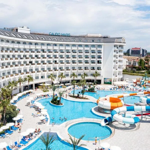 Calido Maris Hotel Ultra All Inclusive、クズロットのホテル