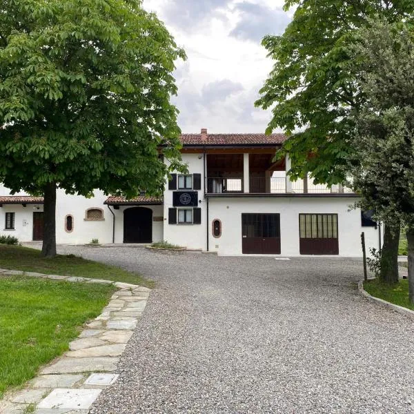 Agriturismo Poggiacolle, hotel v destinácii Montecalvo Versiggia