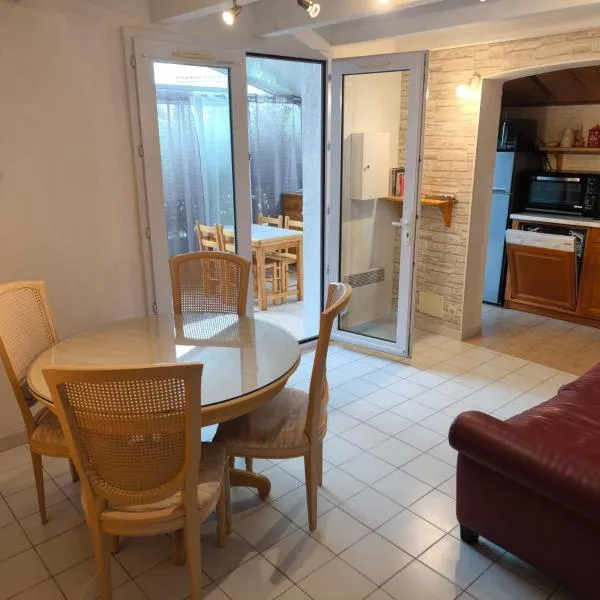 Les VAGUES DE LA GARDIOLE, hotel v destinácii Vic-la-Gardiole