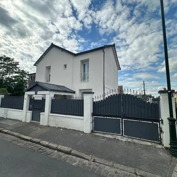 Luxueuse Villa Neuve avec Jardin – hotel w mieście Colombes