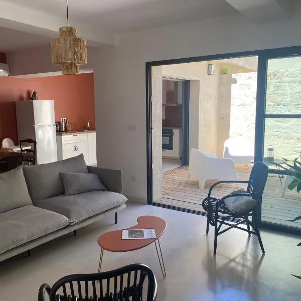 Maison Diderot – hotel w mieście Aigues-Mortes