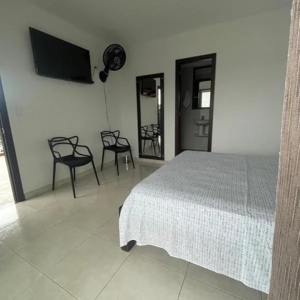 Hospedaje Castillo Real, hotel v destinaci Roldanillo