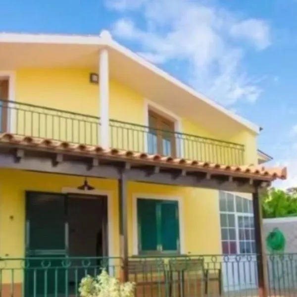 House near CR7 Museum, hotel in Funchal