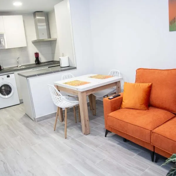 Pregonero Urban Suites - Naranja, hotel v destinaci Soria