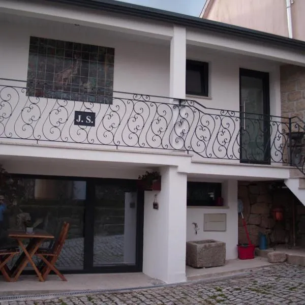Casa do avô Serafim, hotel v destinaci Cetos
