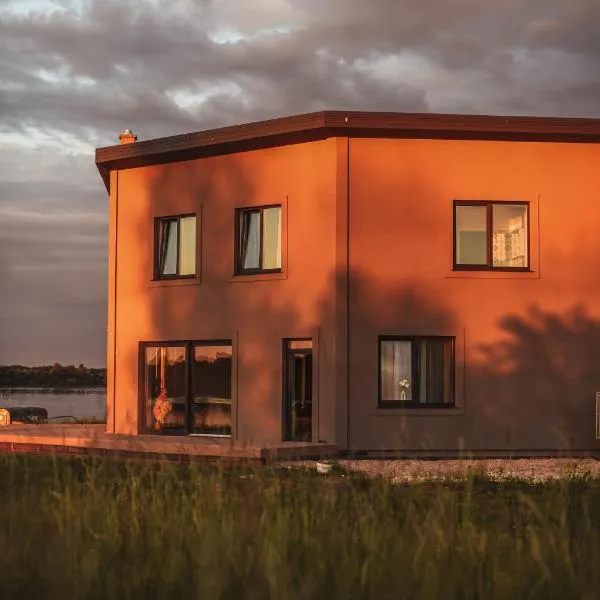 Viesu māja Daugava, hotel in Salaspils