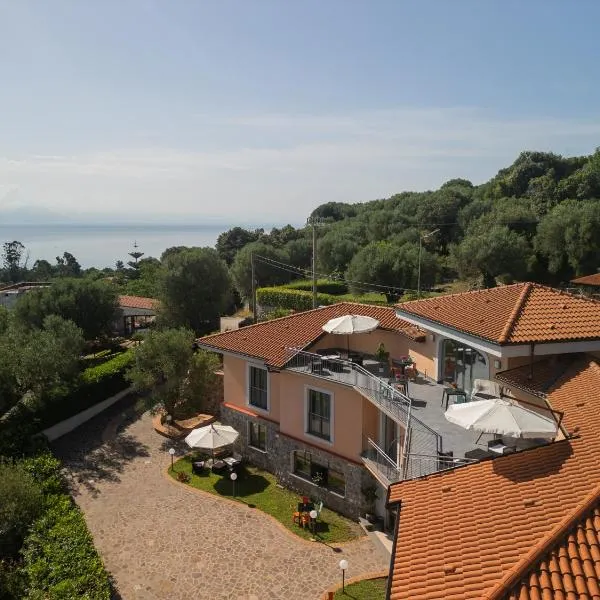 Scario Club, hotel San Giovanni a Piróban