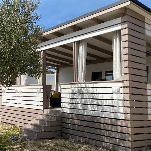 드라게에 위치한 호텔 Mediterranean mobile homes - Lotty