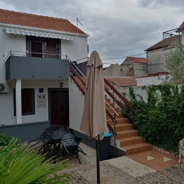 Apartmani Kamenica, hotel v destinácii Kukljica