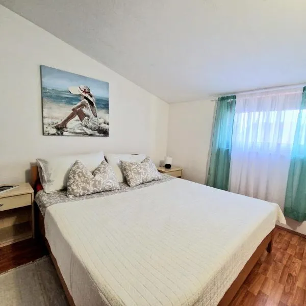 Apartman Marie, hotel v destinácii Ližnjan