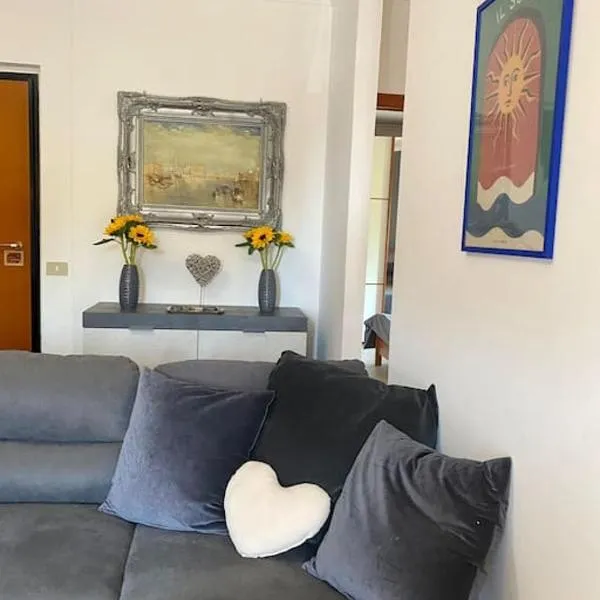 A casa di Tina, hotel v destinácii Genzano di Roma