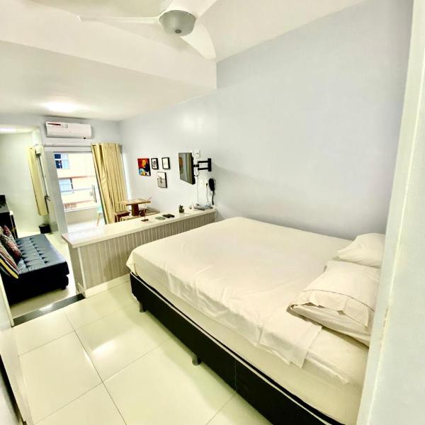 Flat na Barra - Localização privilegiada, beira mar - Foto 2