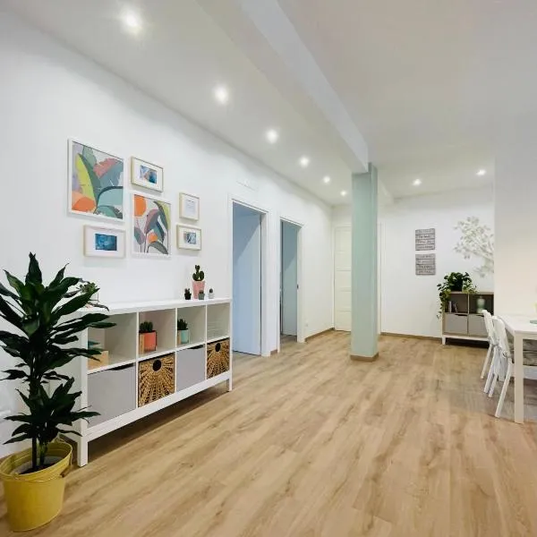 Joy Apartment, hotel v destinaci Savona