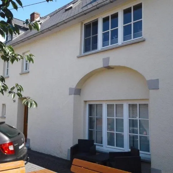 Ferienwohnung Eifel Mosel Hunsrück, hotel v destinaci Bergweiler