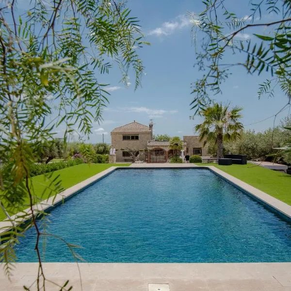 Villa Rural Avril, hotel v destinácii Camarles