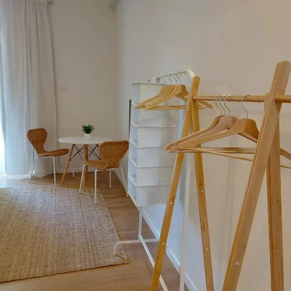 Zuzu Studio apartments, hotel in Tel Aviv