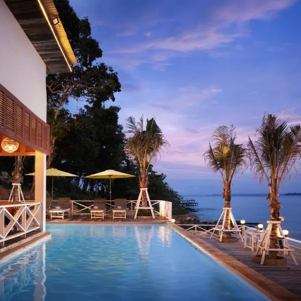 One Beach Resort By EHM, hotel in Koh Rong Sanloem