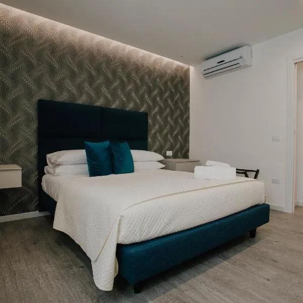 Marcone Luxury Rooms - Il giardino di pietra, hotel in Trani