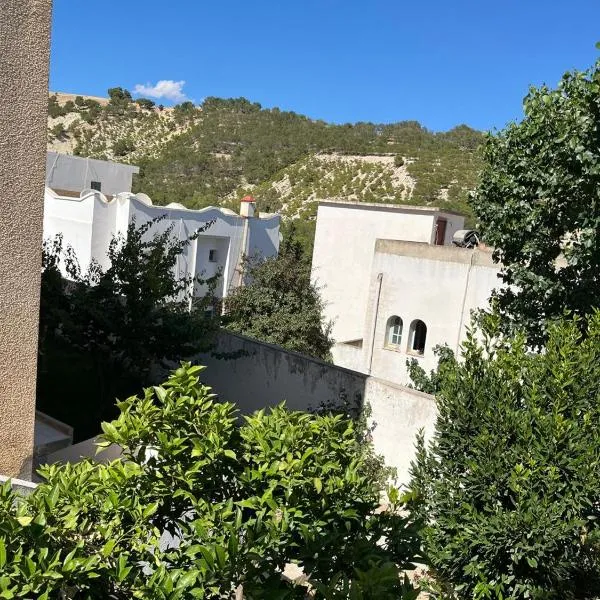Résidence Eddyr, hotel in El Kef