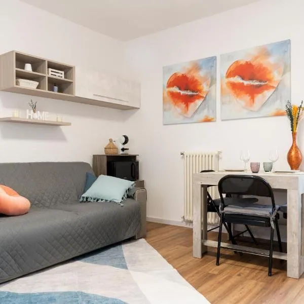Experience a Cozy Retreat by the Lake Maggiore, hotel in Germignaga