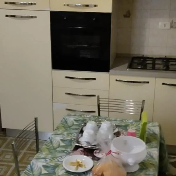 La Casetta – hotel w mieście Pratola Peligna