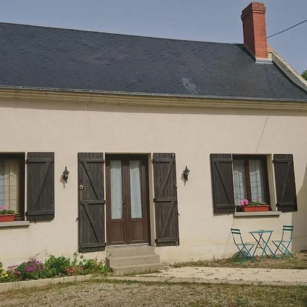 Le domaine du Clair Mont entre Beauval et châteaux, hotel in Monthou-sur-Cher