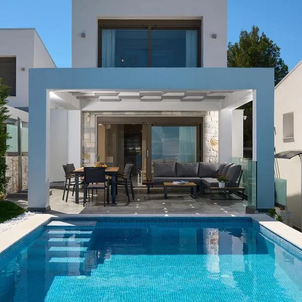 Villa Paradisio 2, Pool, Sea View, hotel in Hanioti
