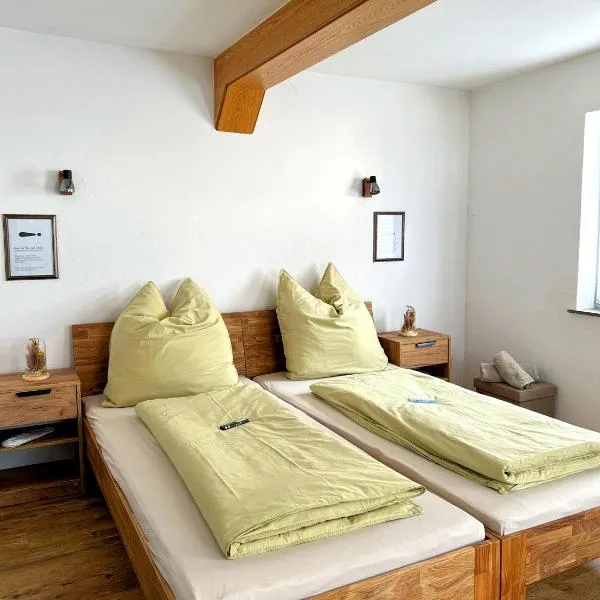 Gemse-Schneiders Wohnen auf dem Bauernhof, hotel v destinaci Schollbrunn