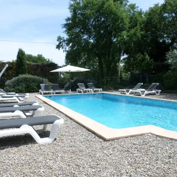 Hotel Les Oliviers – hotel w mieście Draguignan