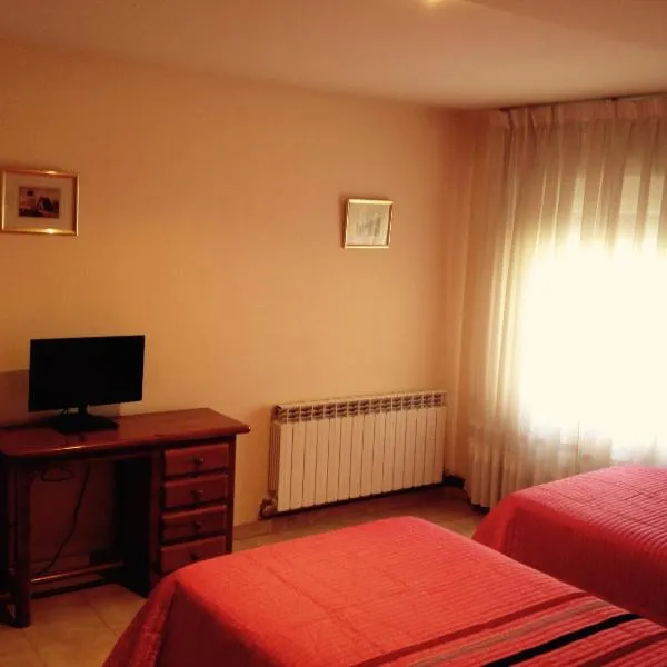Hostal Nicolás, מלון במדינצ'לי