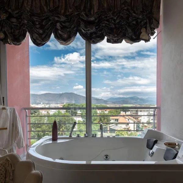 FEMME noir LUXURy spa EXPERIENCE, hotel v destinácii San Nicola La Strada