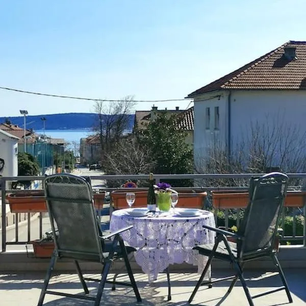 Apartment Beba, hotel in Kaštela