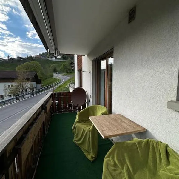 Ferienwohnung Sankt Peter, hotel v destinaci Arosa