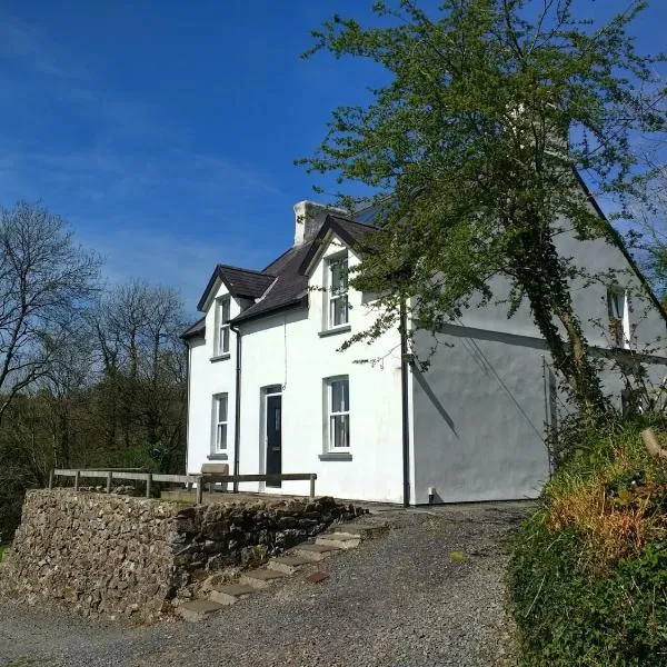 Henrys Moat에 위치한 호텔 Farthings Hook Mill Holiday Cottage