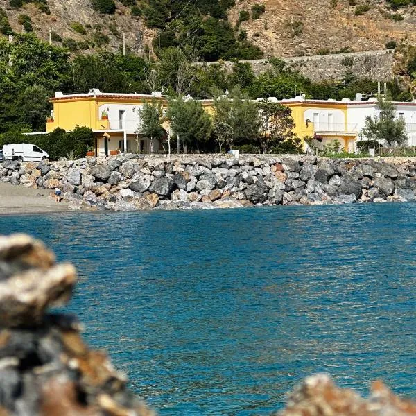 Seaside Villa with private garden, hotel en Cittadella del Capo