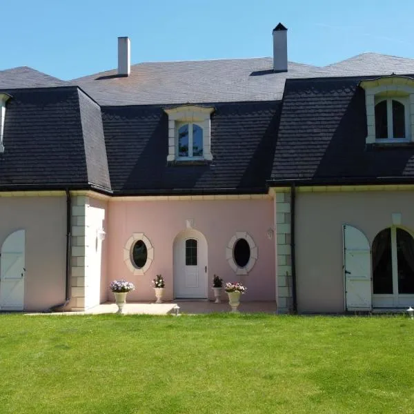 Villa MANSART, hotel v destinaci Ver-sur-Launette