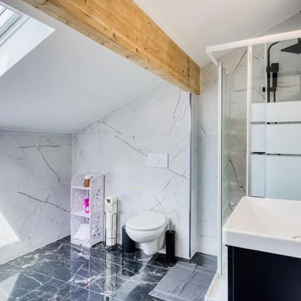 Studio 3, hotel em Coubron