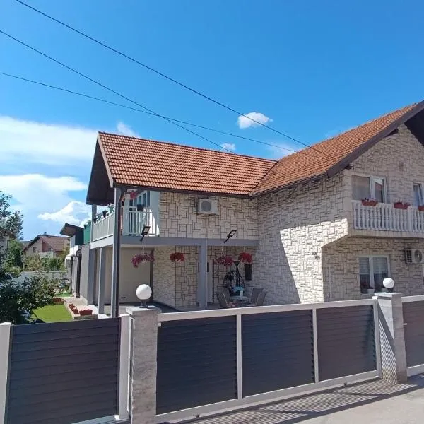 Vila AMNA - Ilidža, hotel v destinaci Doglodi
