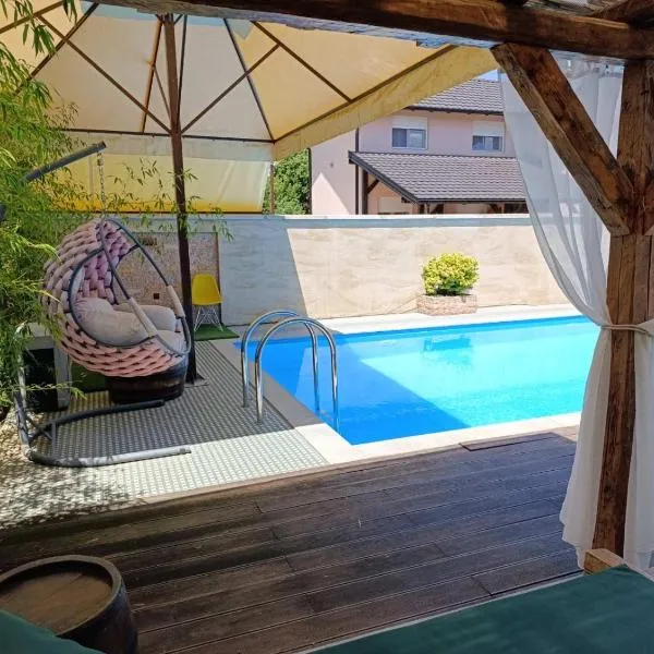 Vikendica Dunja, hotel in Loznica