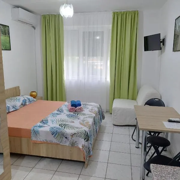 Geo Studios, hotel a Saturn